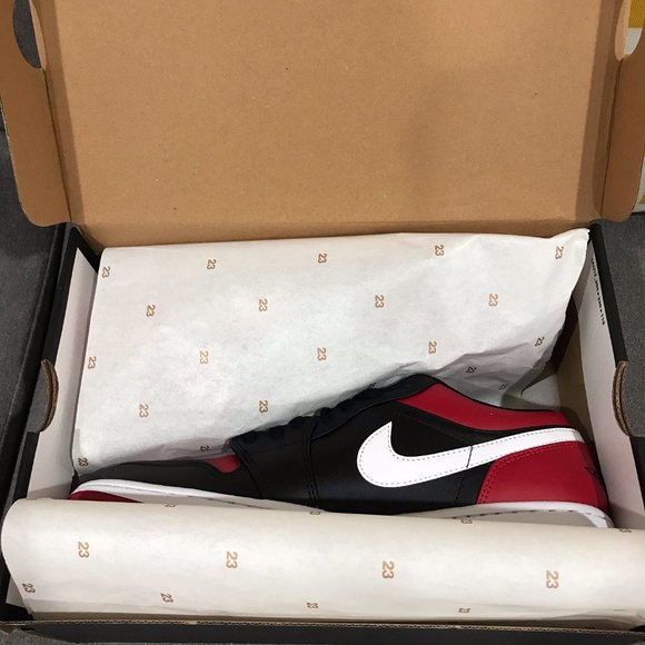 Nike Air Jordan 1 Low Alternate Bred Toe 553558-066 Size 10.5 Mens - Picture 10 of 16